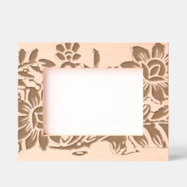 BILDRAHMENDEKORATION STIL UND DESIGN GEÄTZTE RAHMEN