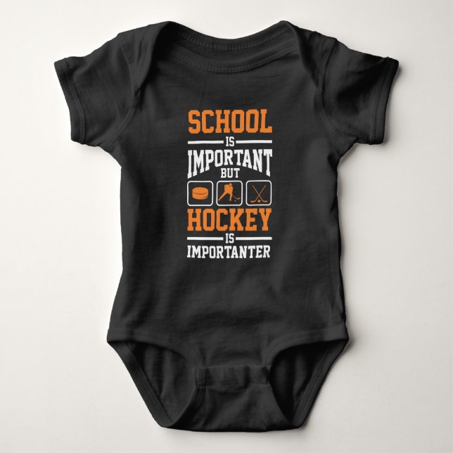 Bildung Eishockey Spieler Verteidigung Forward Goa Baby Strampler (Vorderseite)