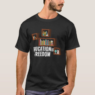 Bildung ist die virtuelle Bibliothek für den Monat T-Shirt