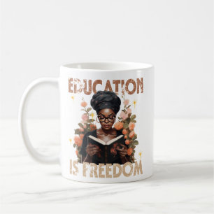 Bildung ist Freiheit Lehrer Bücher schwarze Geschi Kaffeetasse