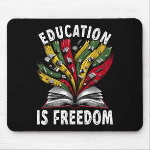 Bildung über schwarze Geschichte ist Freiheit Büch Mousepad