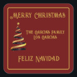 Bilingual Feliz Navidad Christmas Red und Golden Quadratischer Aufkleber<br><div class="desc">Bilingual Rot und Golden Square Stickers: "Frohe Weihnachten" und "Feliz Navidad" anpassbar und auch der Familienname. Schöne Aufkleber in Ihre Geschenke zu geben,  um Ihren Lieben zu Weihnachten.</div>