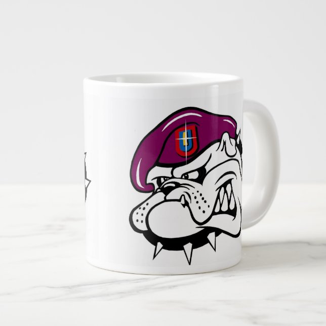 Bill Poctor Jumbo-Tasse (Vorderseite Rechts)