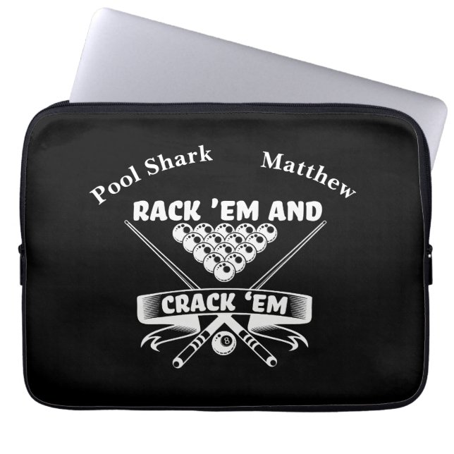 Billardmotto mit Cues & Balls Laptopschutzhülle (Vorderseite)
