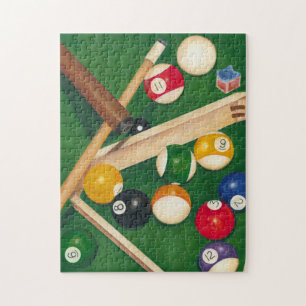 Billiardtisch mit Balls und Chalk Puzzle