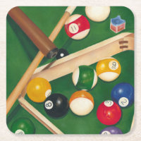 Billiardtisch mit Balls und Chalk