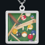 Billiardtisch mit Balls und Chalk Versilberte Kette<br><div class="desc">Rack sie mit diesem spektakulären Bild eines Billardtisches von Jennifer Goldberger. Die Bälle sehen neu aus,  das Filz sieht tadellos aus,  und die Kreide wurde bereits auf die Cue-Sticks aufgetragen. Hang dies in deiner Zuhause,  oder gib es einem Freund oder Liebsten,  der eine Partie Billard genießt!</div>