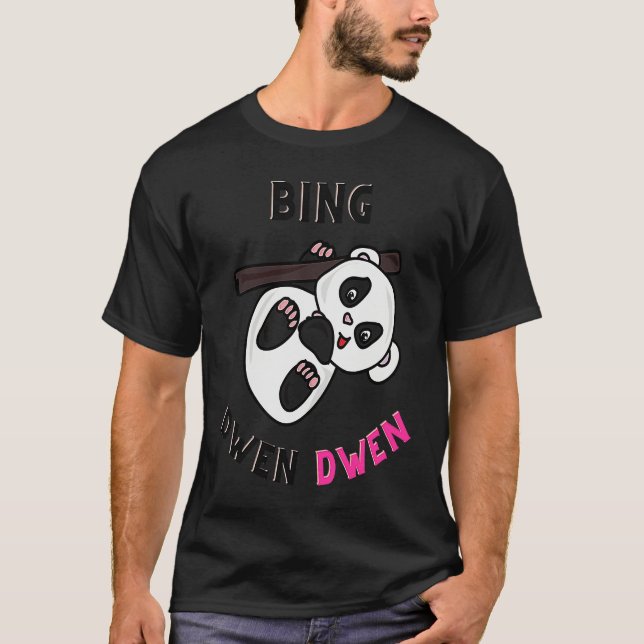 Bing Dwen Dwen Relaxed Fit T-Shirt (Vorderseite)