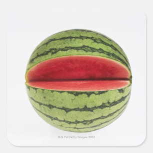 Bio Wassermelone mit einer Scheibe in sie geschnit Quadratischer Aufkleber
