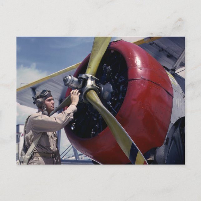 Biplane Pre-Flight Karo, 1940er Postkarte (Vorderseite)