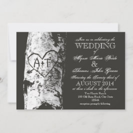 Birch Tree mit Carved Heart Inititials Einladung