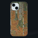Birchwald von Gustav Klimt, Vintager Jugendstil iPhone 15 Hülle<br><div class="desc">Der Birchwald (um 1903) von Gustav Klimt ist ein Vintages Viktorianisches Kunstlandschaftsbild der Ära, das eine Naturlandschaft beherbergt. Ein Wald mit Birken und Blätter in der Herbstsaison mit braunen Blätter verstreut auf dem Boden. Über den Künstler: Gustav Klimt (1862-1918) war ein österreichischer Symbolik-Maler und einer der prominentesten Mitglieder der Wiener...</div>