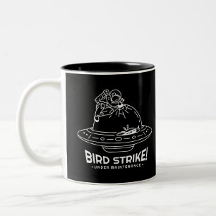 Bird Strike Ufo Zweifarbige Tasse
