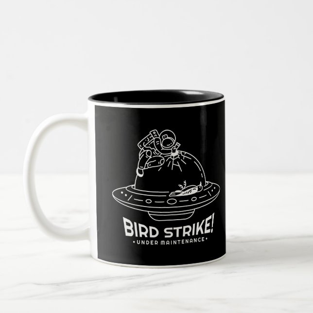 Bird Strike Ufo Zweifarbige Tasse (Links)