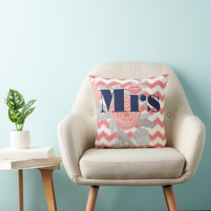 Birde Mrs Lips Navy Coral Gray Zig Zag Floral Kissen