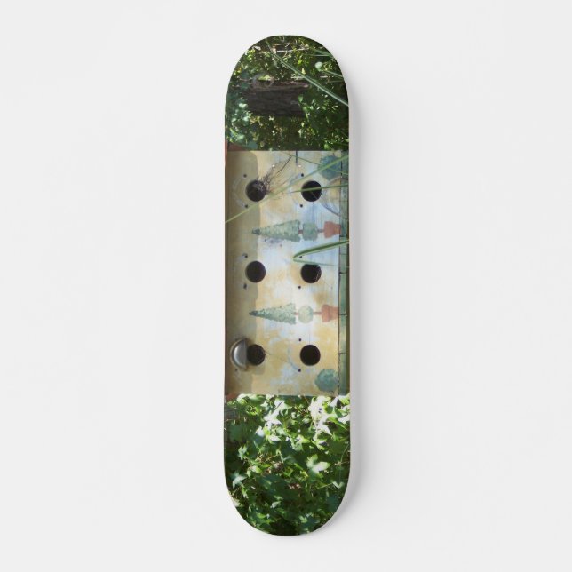 Birdhouse Skateboard (Vorne)
