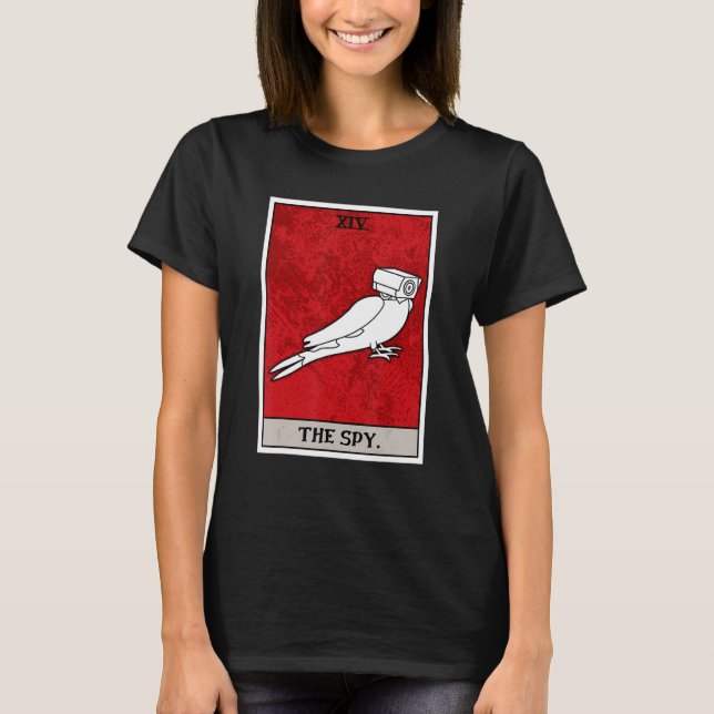 Birds Are Spies Funny Fake Bird Tarot Card T-Shirt (Vorderseite)