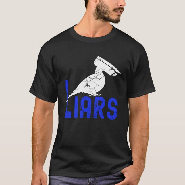Birds Spies Pigeons Arent Real Pigeons Are Liars T-Shirt (Vorderseite)