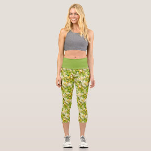 Birnenbaumzweige und Birnenmuster Capri Leggings