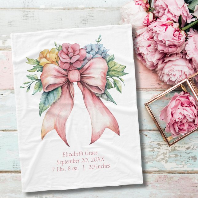 Birth Stats Pink Bow Watercolor Blume Baby Fleecedecke (Pink Bow Watercolor Florals Birth Stats Baby girls baby blanket. Coquette Aesthetic)