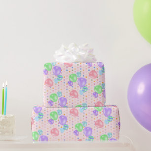 Birthday Balloons auf Polka Dots Geschenkpapier
