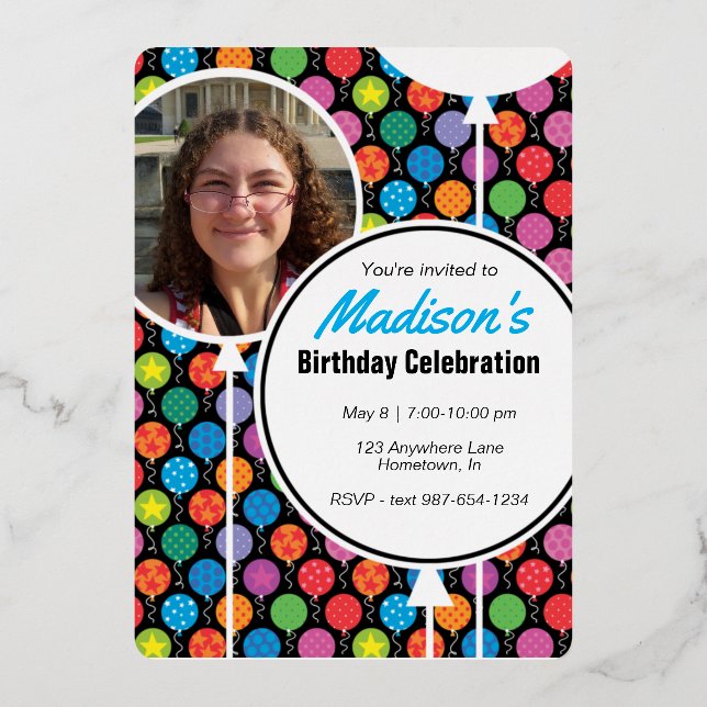 Birthday Balloons Benutzerdefinierter Foto Name Folieneinladung (Rückseite)