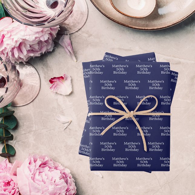 Birthday Blue White Name Skript minimalistisch Geschenkpapier Set (Von Creator hochgeladen)