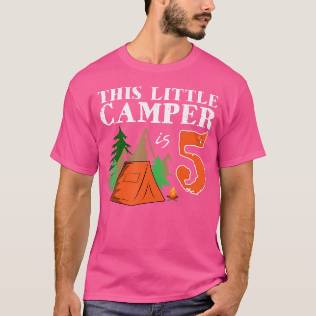 Birthday CampingThis Little Camper Is 5 T-Shirt (Vorderseite)