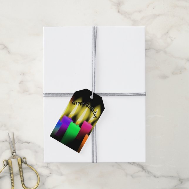 Birthday Candles auf schwarz Geschenkanhänger (Mit Garn)