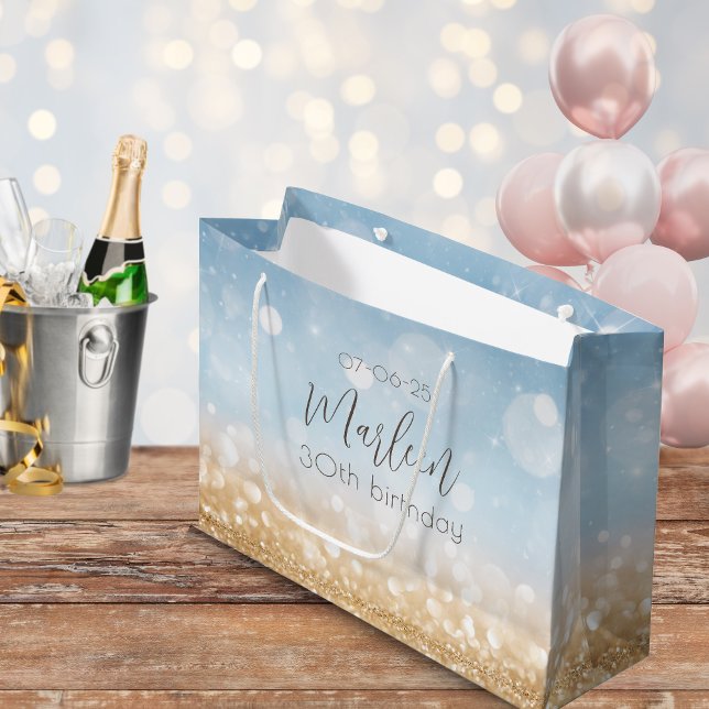 Birthday Champagner Himmel blau glitzerndes Goldsc Große Geschenktüte (Champagne celebration. An elegant light gold and sparling blue gift bag for her. Girly and glamorous)