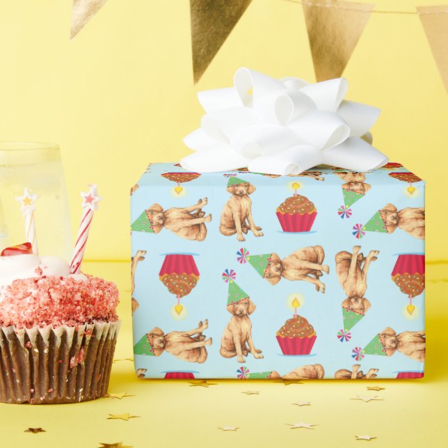 Birthday Cupcake Vizsla Wrapping Paper Geschenkpapier (Geburtstagsparty)