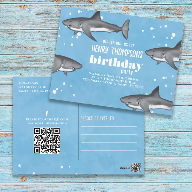 Birthday Fun Whimsical Haie QR Code Social Media Postkarte (Von Creator hochgeladen)
