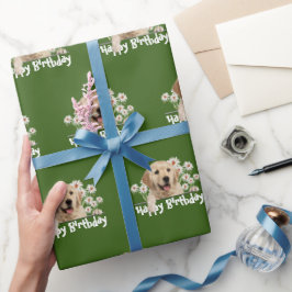 Birthday Golden Retriever auf Green Geschenkpapier