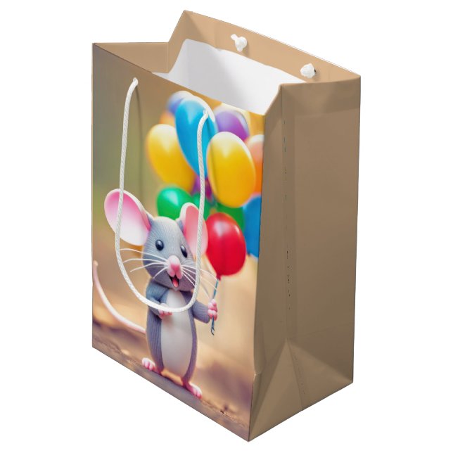 Birthday Mouse mit Balloons Mittlere Geschenktüte (Vorderseite Schrägansicht)
