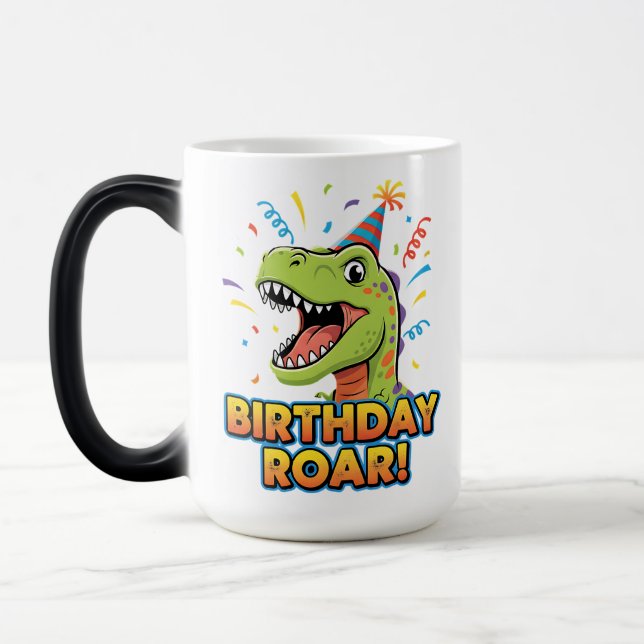 Birthday Roar Cute Dinosaur Birthday Party Design Verwandlungstasse (Links)