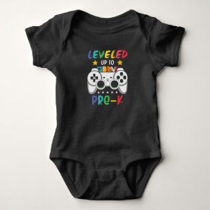 Bis vor dem K zurück zum SchulvideoGamer Baby Strampler