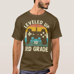 Bis zu 3. Stufe zurück zum Videospiel der Schule T-Shirt