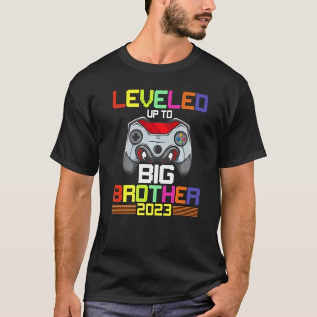 Bis zu Big Brother 2023 Gamer Big Bro Boys T-Shirt (Vorderseite)