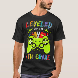 Bis zum 4. Klasse des Gamers zurück in die Schule T-Shirt