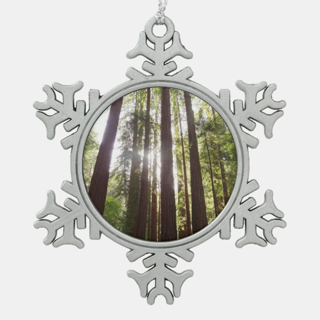 Bis zum Redwoods am Morgen Schneeflocken Zinn-Ornament (Vorderseite)