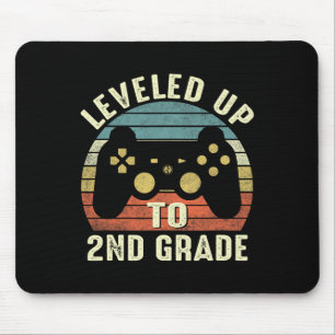 Bis zur zweiten Stufe zurück zu Schulspielern Mousepad