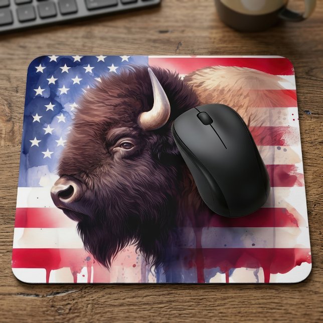 Bison mit USA-Flagge Mousepad (Majestic American Bison & Patriotic Flag Artwork. Mouse Pad)