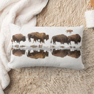 Bison Roaming im Winterschnee   Lendenkissen