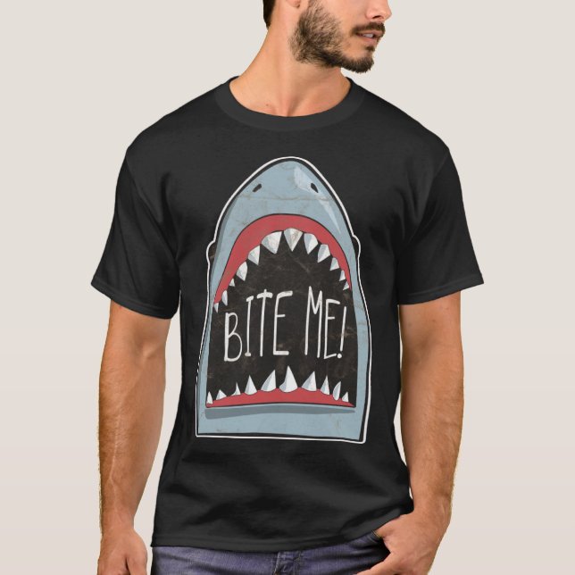 Bite Me  Shark Fan Beach Ocean Attire For Summer T-Shirt (Vorderseite)