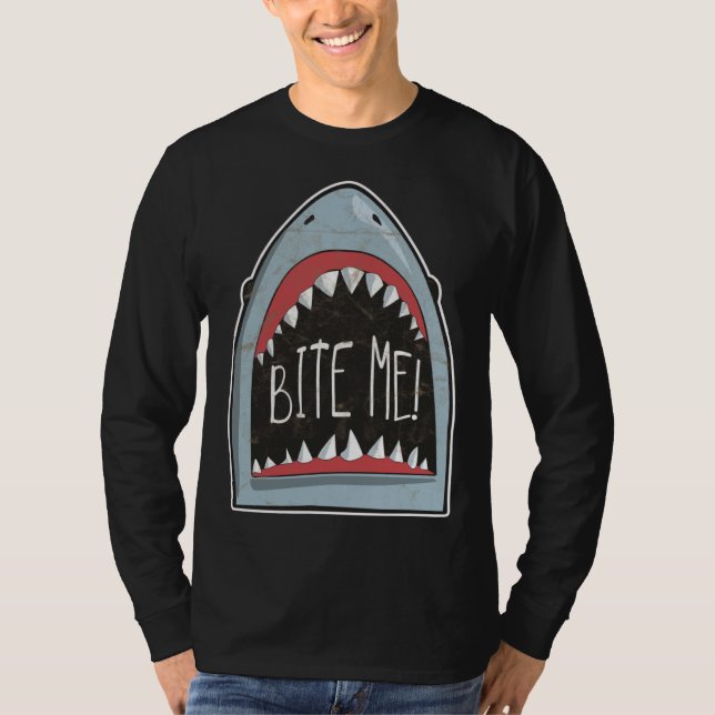 Bite Me  Shark Fan Beach Ocean Attire For Summer T-Shirt (Vorderseite)