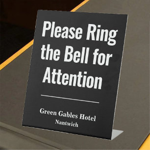 Bitte rufen Sie das Hotel an, um sich zu informier Sockelschild