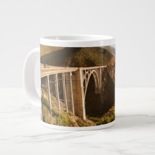 Bixby Bridge, Big Sur, Kalifornien, USA Jumbo-Tasse
