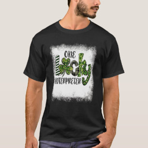 Blached St Patricks Day Leopard One Lucky Interpr T-Shirt