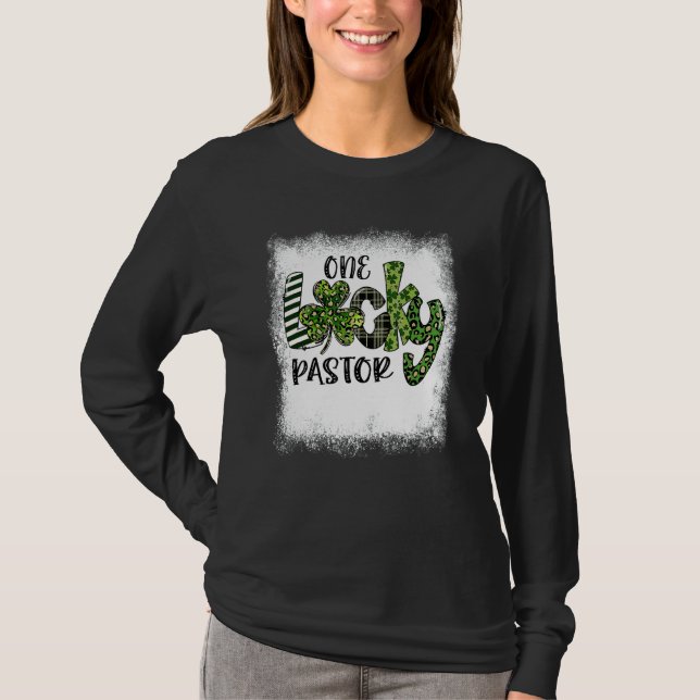 Blached St Patricks Day Leopard One Lucky Pastor T-Shirt (Vorderseite)