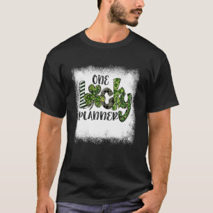 Blached St Patricks Day Leopard One Lucky Planner T-Shirt